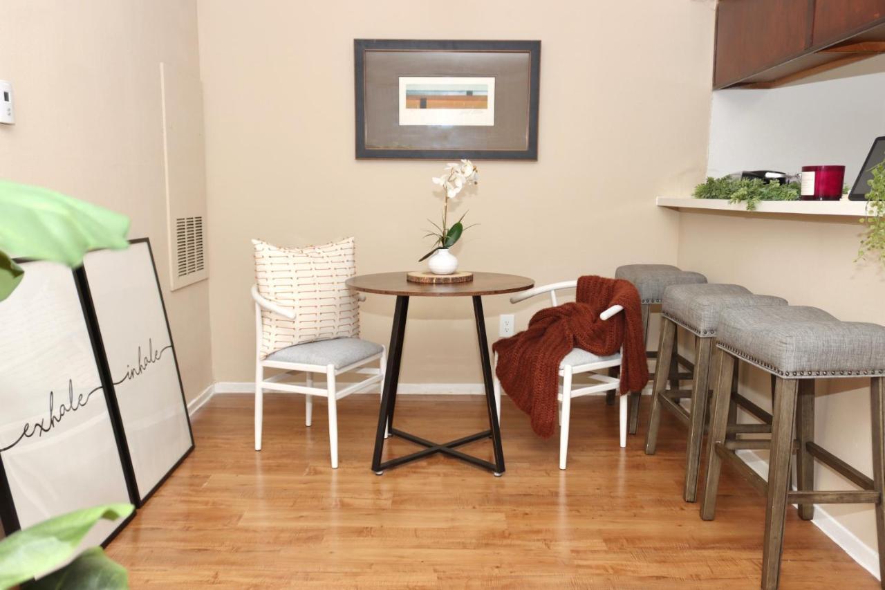 Chic Boho Cottage -Self Check In, Fully Furnished, & Free Parking Houston Zewnętrze zdjęcie